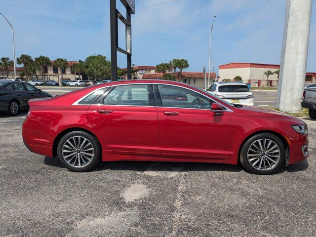 2020 Lincoln MKZ Standard