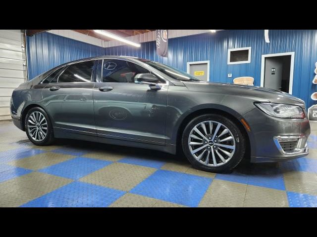 2020 Lincoln MKZ Standard