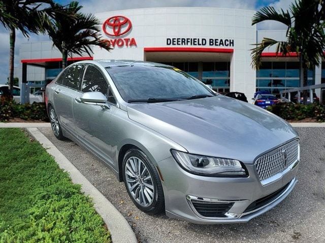 2020 Lincoln MKZ Standard