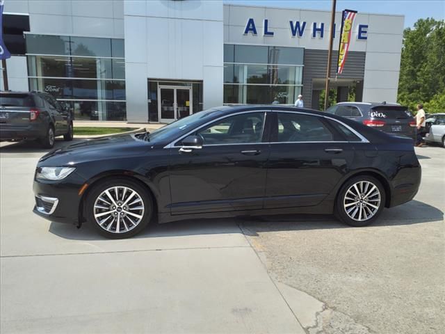 2020 Lincoln MKZ Standard