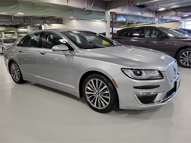 2020 Lincoln MKZ Standard