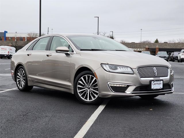 2020 Lincoln MKZ Standard