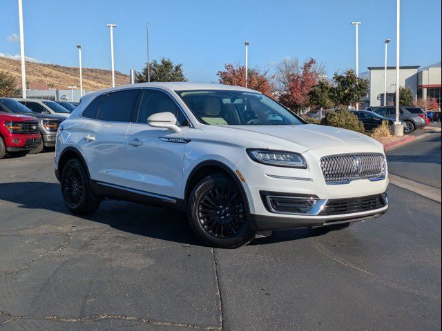 2020 Lincoln Nautilus Standard