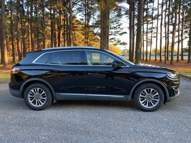 2020 Lincoln Nautilus Standard