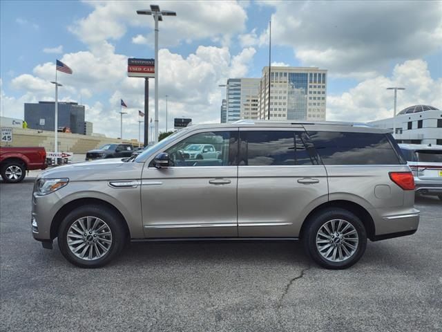 2020 Lincoln Navigator Standard