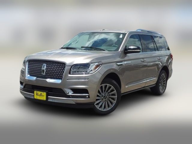 2020 Lincoln Navigator Standard