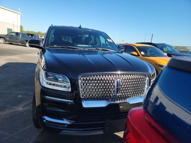 2020 Lincoln Navigator Standard