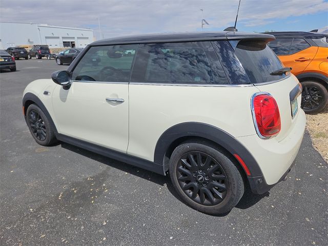 2020 MINI Cooper Hardtop Base