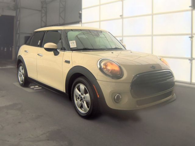 2020 MINI Cooper Hardtop Base