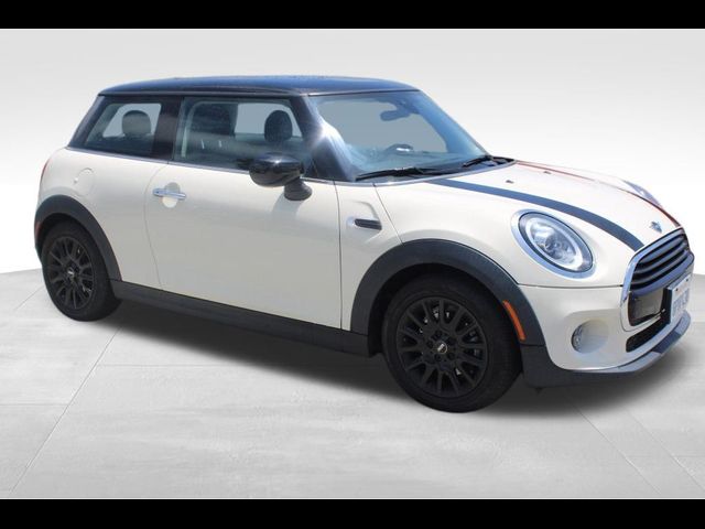 2020 MINI Cooper Hardtop Base