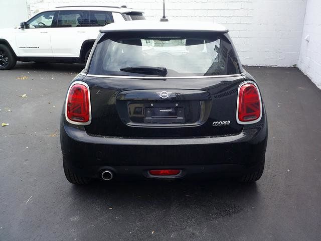 2020 MINI Cooper Hardtop Base