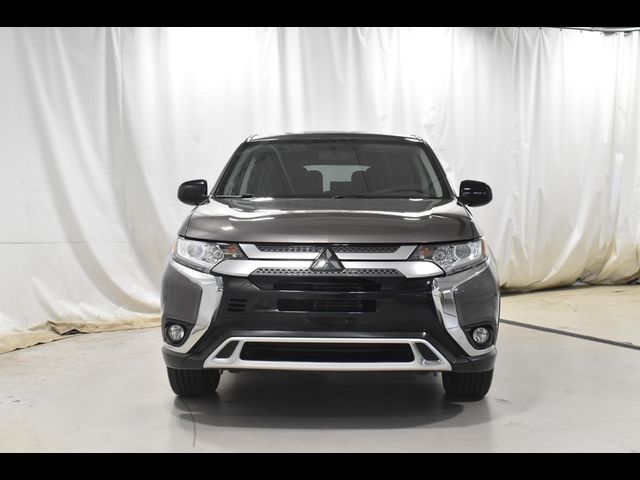 2020 Mitsubishi Outlander ES