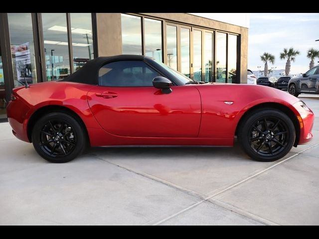 2020 Mazda MX-5 Miata Sport