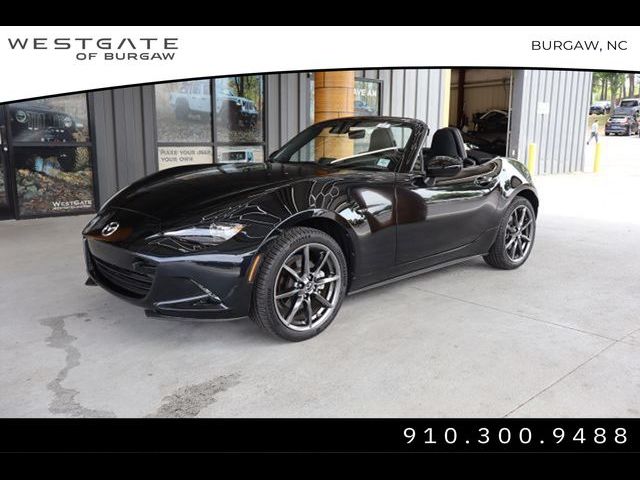 2020 Mazda MX-5 Miata Sport