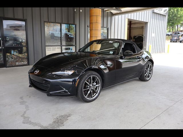 2020 Mazda MX-5 Miata Sport