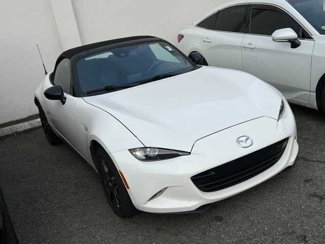 2020 Mazda MX-5 Miata Sport