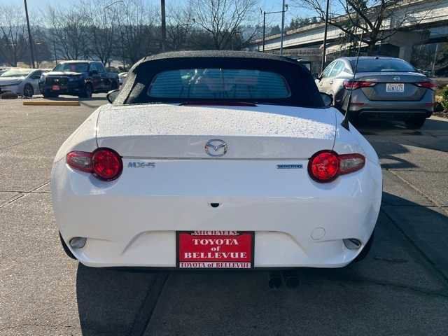 2020 Mazda MX-5 Miata Sport