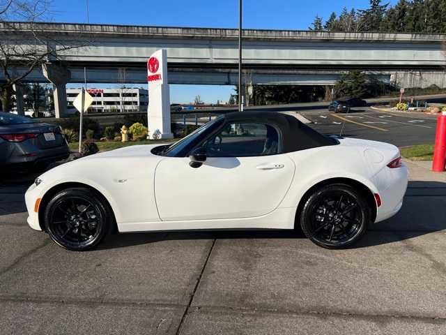 2020 Mazda MX-5 Miata Sport