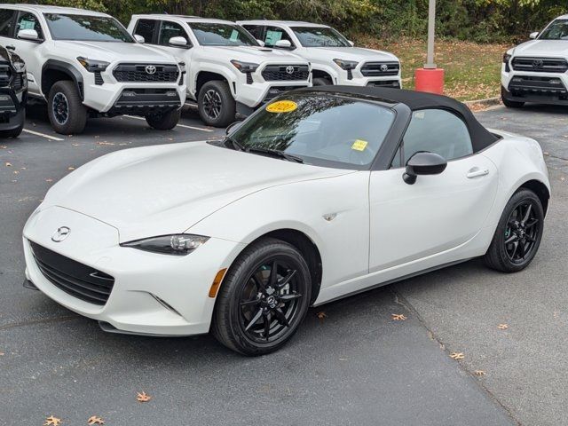 2020 Mazda MX-5 Miata Sport