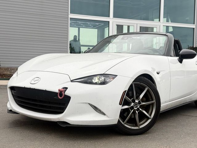2020 Mazda MX-5 Miata Sport