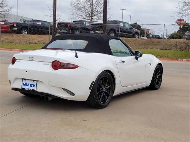 2020 Mazda MX-5 Miata Sport