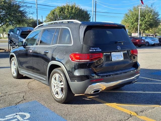 2020 Mercedes-Benz GLB 250