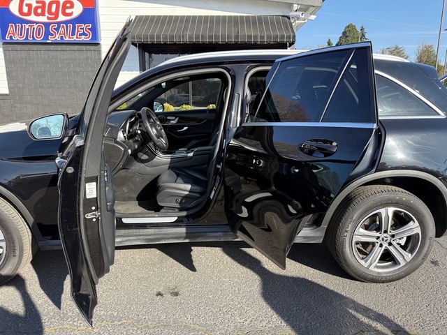 2020 Mercedes-Benz GLC 300