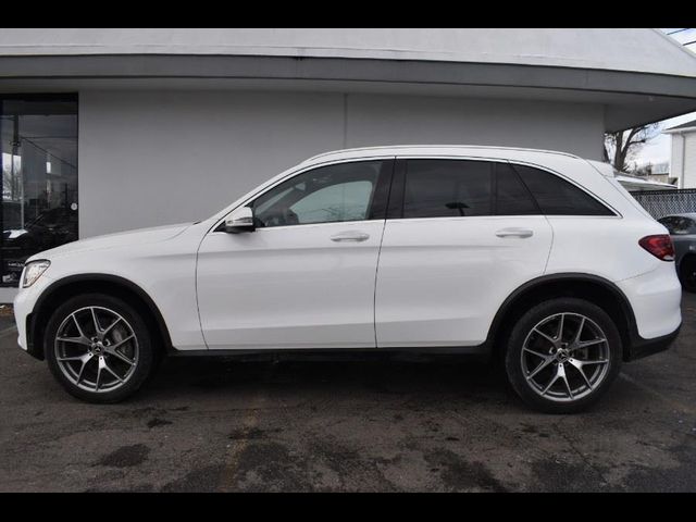 2020 Mercedes-Benz GLC 300