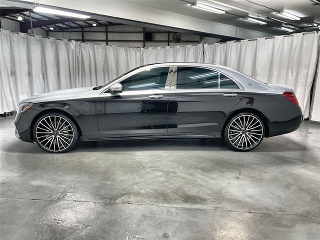 2020 Mercedes-Benz S-Class 560