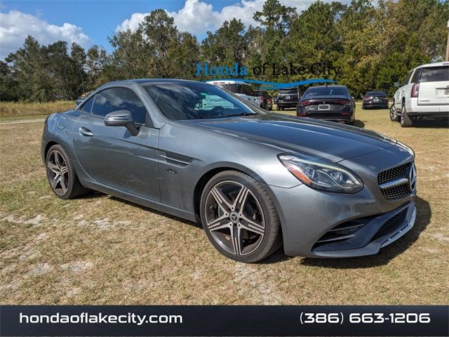 2020 Mercedes-Benz SLC 300