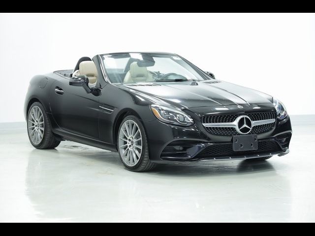 2020 Mercedes-Benz SLC 300