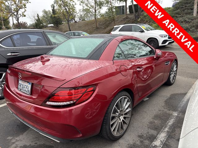 2020 Mercedes-Benz SLC 300