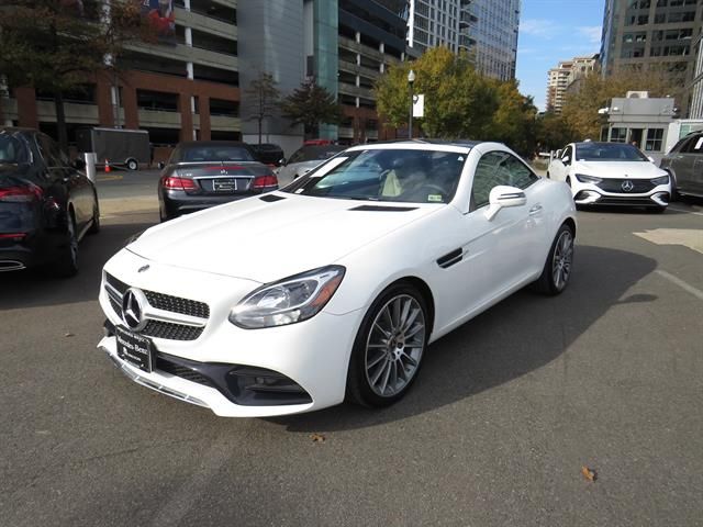 2020 Mercedes-Benz SLC 300