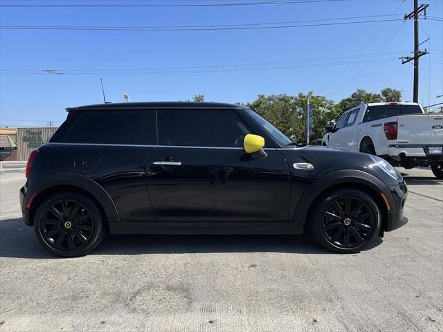 2020 MINI Cooper Hardtop SE