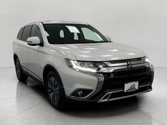 2020 Mitsubishi Outlander 