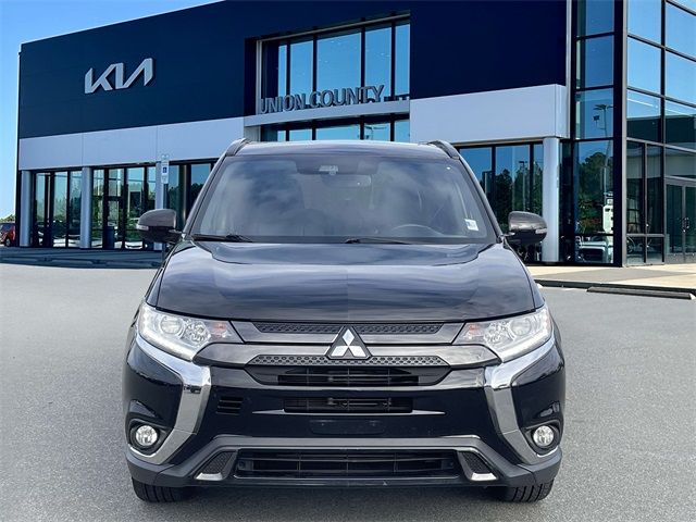 2020 Mitsubishi Outlander LE