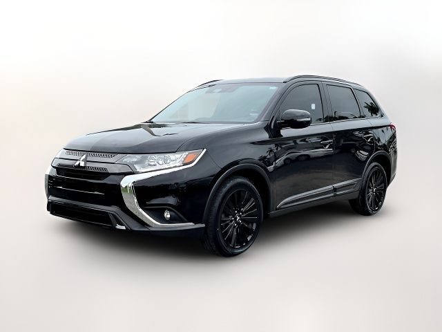 2020 Mitsubishi Outlander LE
