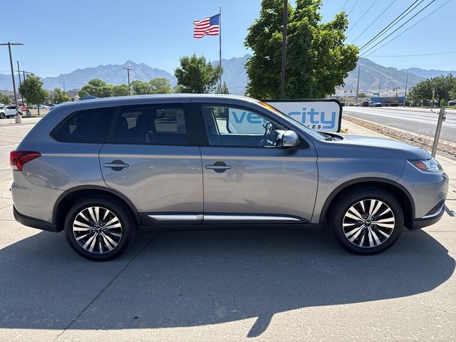 2020 Mitsubishi Outlander 