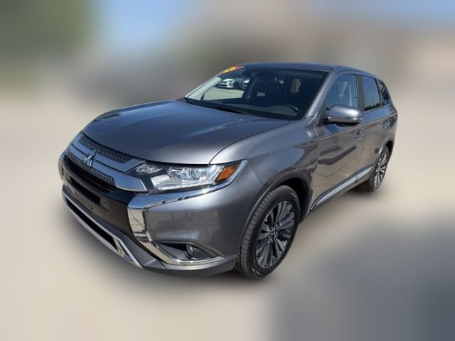 2020 Mitsubishi Outlander 