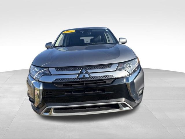 2020 Mitsubishi Outlander SE