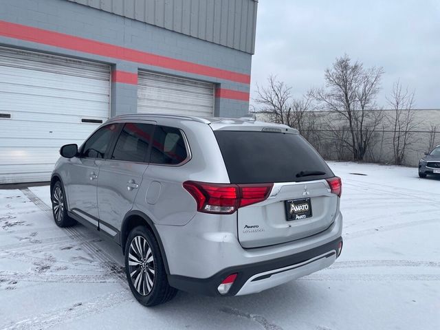 2020 Mitsubishi Outlander 