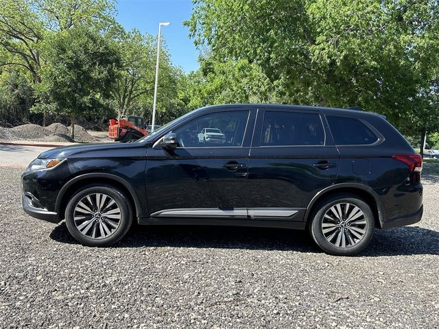 2020 Mitsubishi Outlander 