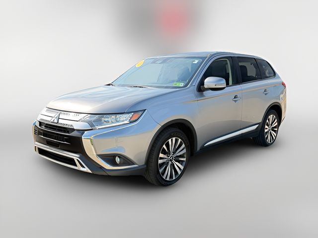 2020 Mitsubishi Outlander SE