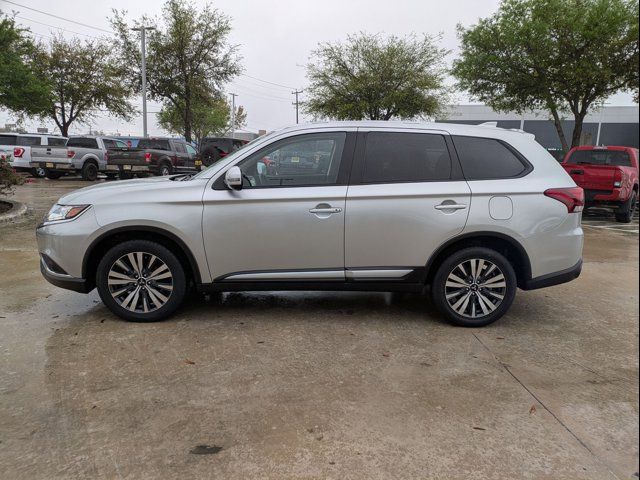 2020 Mitsubishi Outlander 