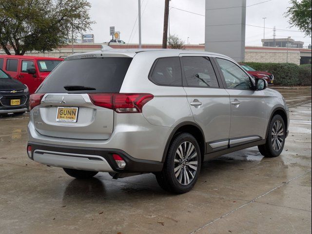 2020 Mitsubishi Outlander 