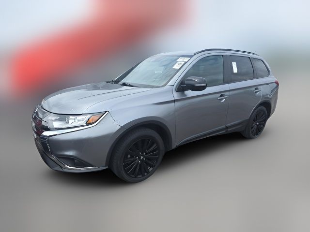 2020 Mitsubishi Outlander LE