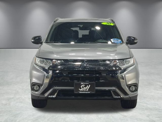 2020 Mitsubishi Outlander LE