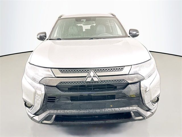 2020 Mitsubishi Outlander LE