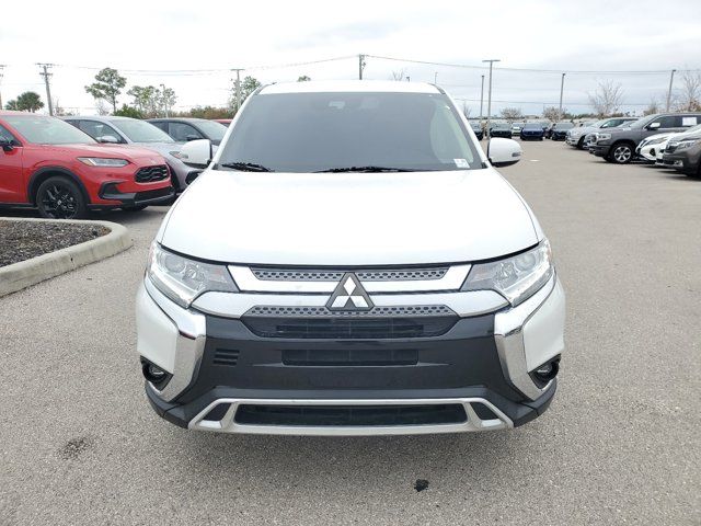 2020 Mitsubishi Outlander SE