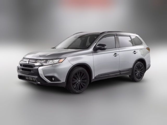 2020 Mitsubishi Outlander LE